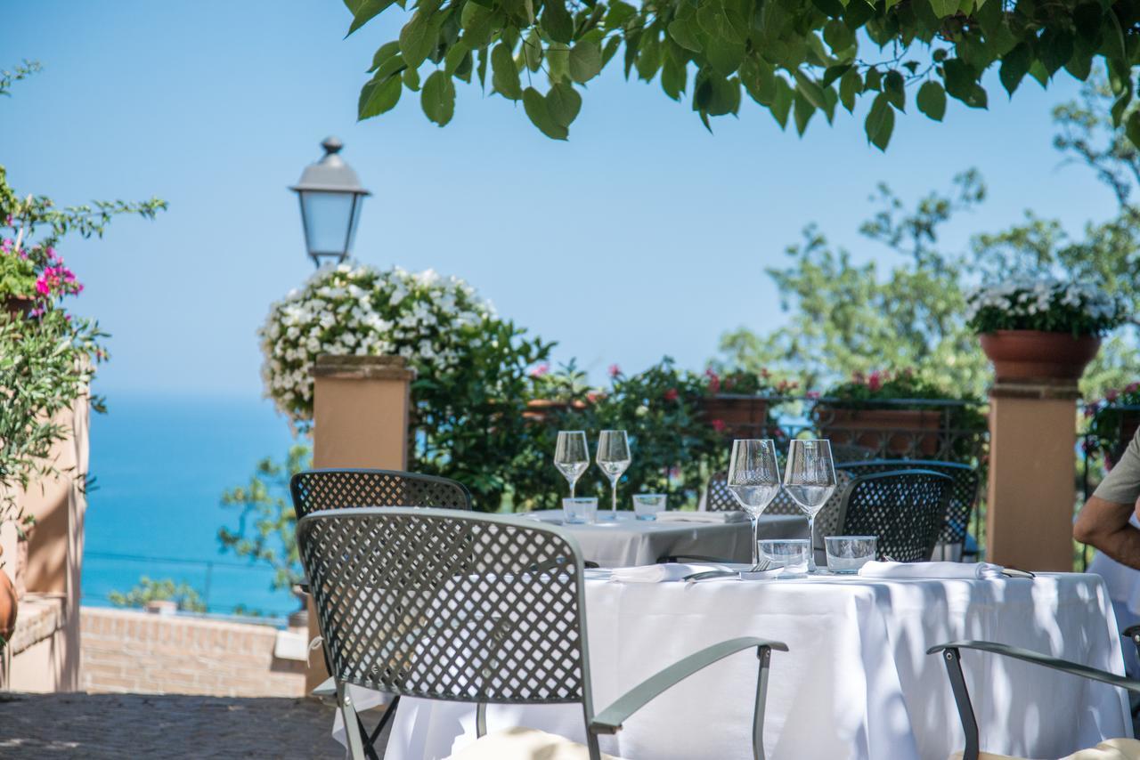 Locanda Rocco Da Francesco Sirolo Eksteriør billede